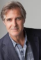 Photo of Henry Czerny