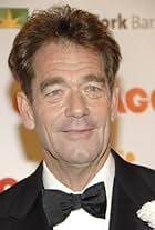 Photo of Huey Lewis