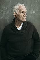 Photo of James Henriksen