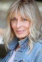 Photo of Joanna Cassidy