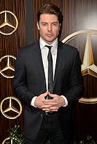 Photo of Josh Henderson