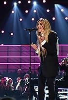 Photo of Julia Michaels