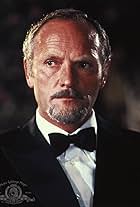Photo of Julian Glover