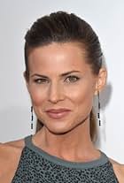 Photo of Julianne Morris