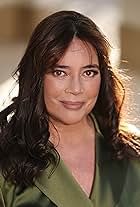 Photo of Julie Carmen