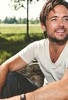 Photo of Justin Chatwin