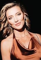 Photo of Katie Cassidy