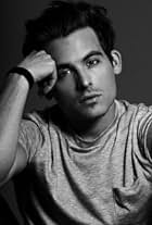 Photo of Kevin Zegers