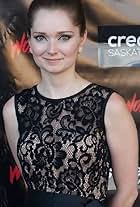 Photo of Laura Abramsen