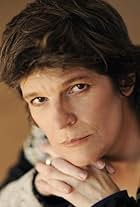 Photo of Laura Benson