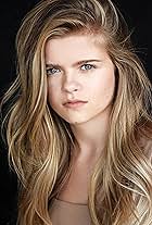 Photo of Lauren McNamara