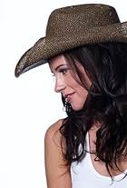 Photo of Leah Cairns