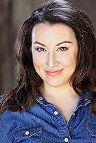 Photo of Leah Roberts