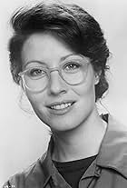 Photo of Linda Kozlowski