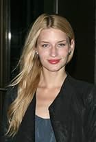 Photo of Linda Vojtova