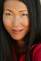 Photo of Lisa Lefevre