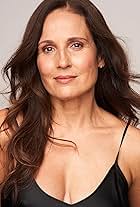 Photo of Lisa Roumain