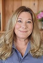 Photo of Lisa Steele
