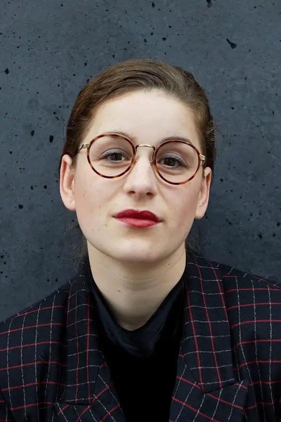 Photo of Lou Strenger