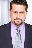 Photo of Luis Hernandez