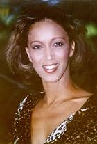 Photo of Lynne Burnett