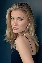 Photo of Mimi Slinger