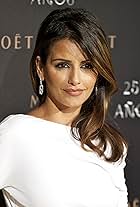 Photo of Monica Cruz