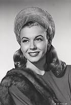 Photo of Nancy Saunders