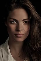 Photo of Natalie Madueño