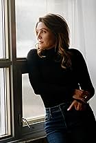 Photo of Nicole Hill