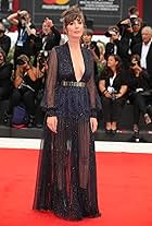 Photo of Nora Hamzawi