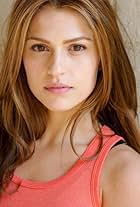 Photo of Raquel Alessi