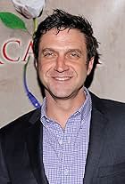 Photo of Raul Esparza