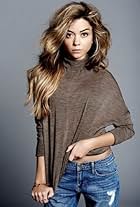 Photo of Sarah Hyland