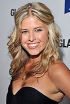 Photo of Sarah Mason