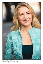 Photo of Shelly Shenoy