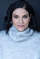 Photo of Suzanne Salhaney