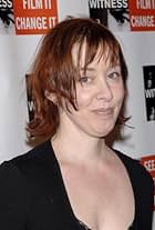 Photo of Suzanne Vega