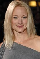 Photo of Teri Polo