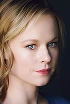 Thora Birch Contact Info: [Fan Mail, Business, Autographs, & More