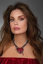 Photo of Tracy Scoggins