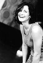 Photo of Valerie Cruz