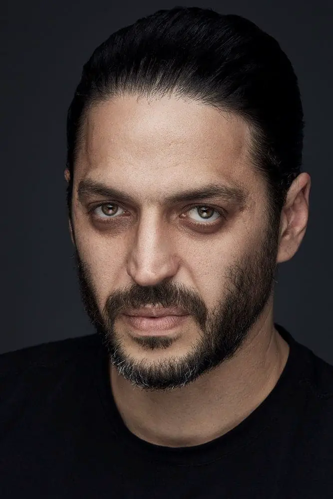 Photo of Younès Bouab