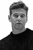 Photo of Zach Roerig