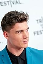 Photo of Zane Holtz