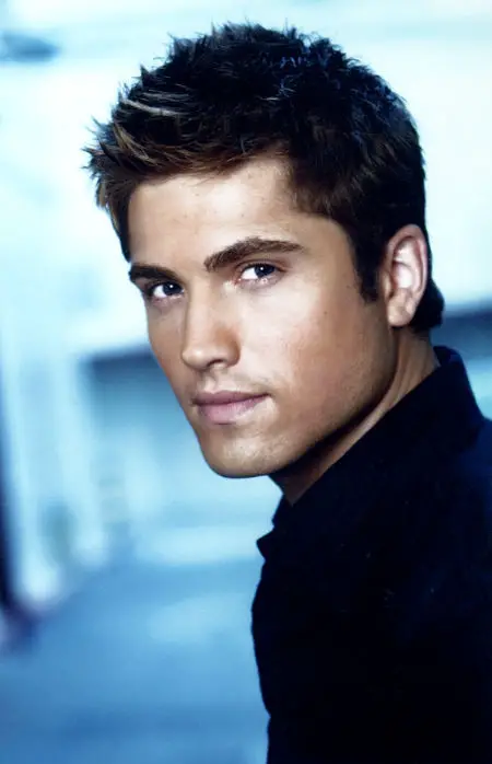 Photo of Eric Winter